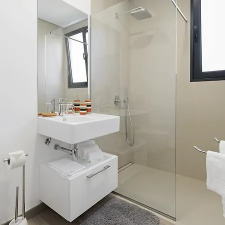 Searenity Vacation Ii By An Island * Arco da Calheta (Madeira)