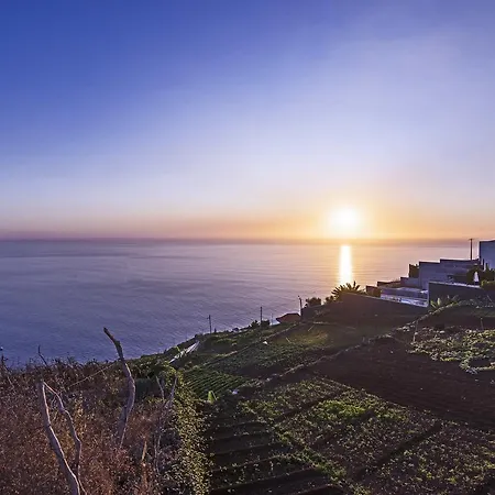 Searenity Vacation Ii By An Island * Arco da Calheta (Madeira)