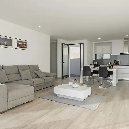 Searenity Vacation Ii By An Island Casa vacanze Arco da Calheta (Madeira)